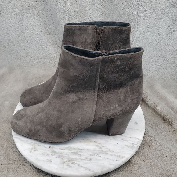 Eric Michael Shoes Womens EU 41 US 10-11 Gray Suede Arco Ankle Boots - Picture 1 of 13